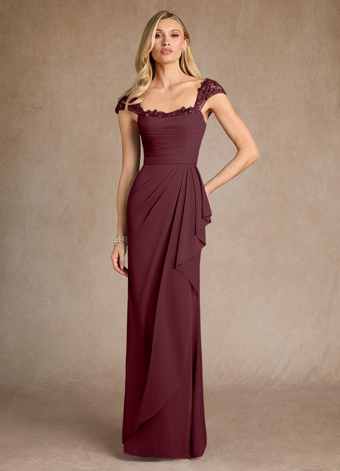 Azazie Belfast vestidos de madre de la novia Vestido de Cabernet de Malla de Recto con Encaje image1