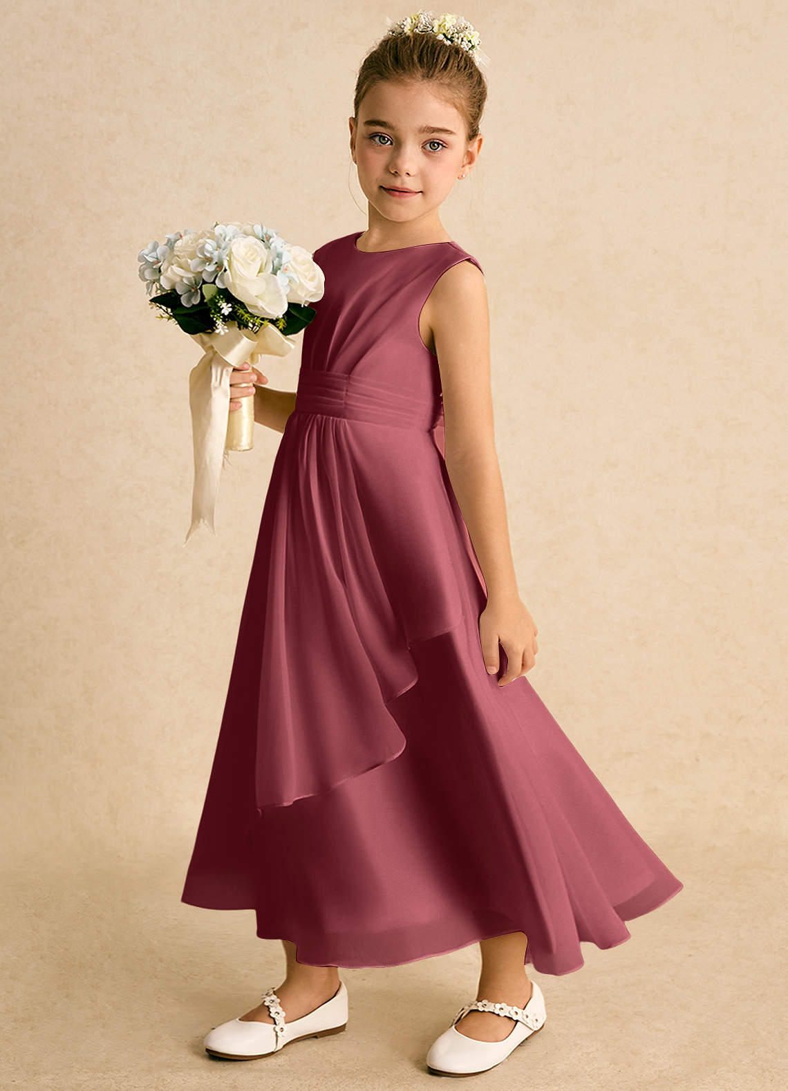 Azazie Edelweiss Robe Demoiselle D'honneur Fillette Robe Trapèze en Mousseline de soie Plissée Merlot image1
