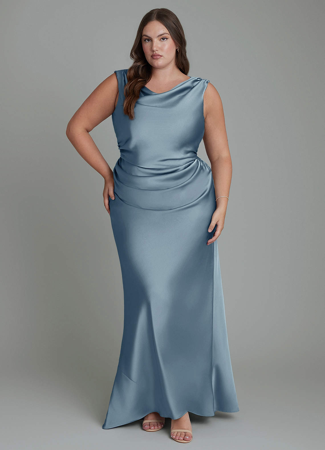 Azazie Kieryn Vestidos de damas de honor Vestido Azul Polvoriento de Satén Elástico de Corte Sirena con Plisado image1
