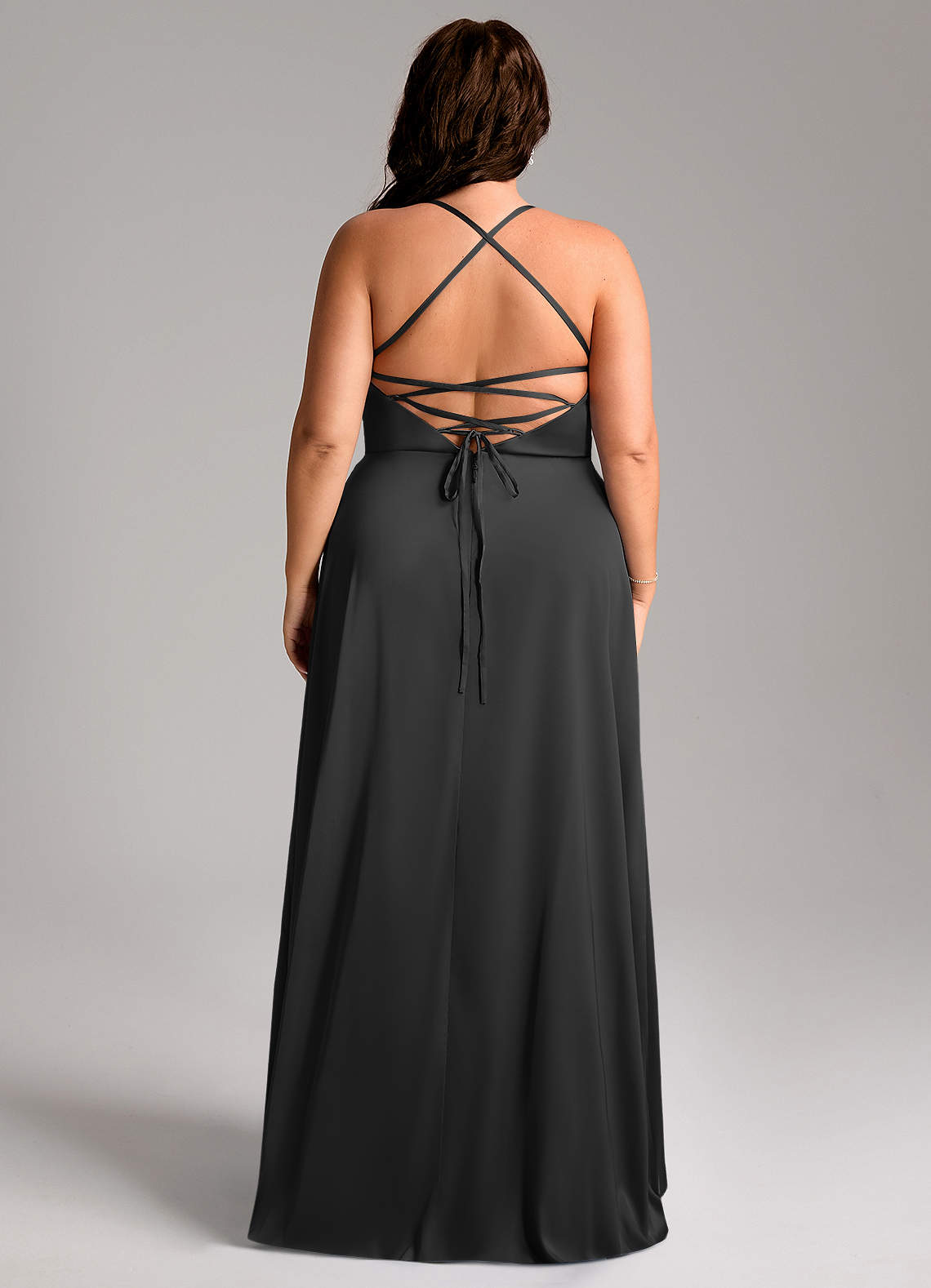 Azazie Mei Robes de demoiselle d'honneur Robe Trapèze en Satin extensible Col en V Noir image7