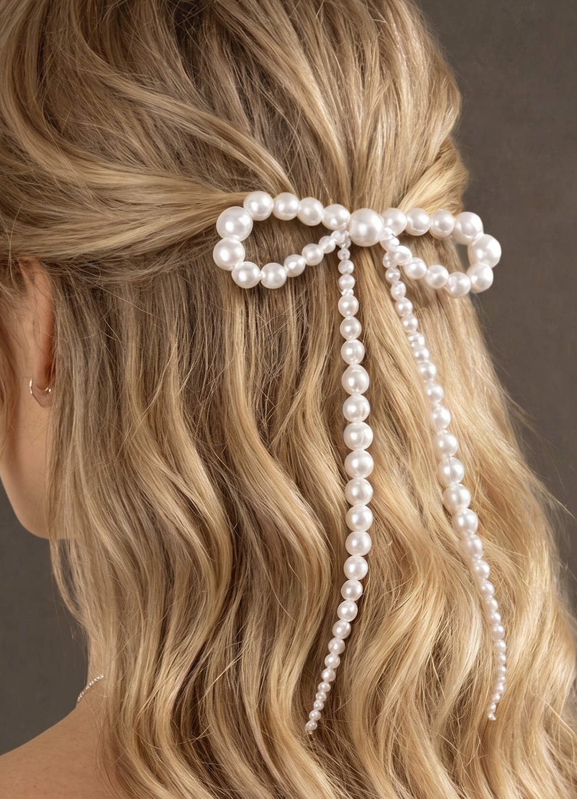 front Pasador con lazo de perlas