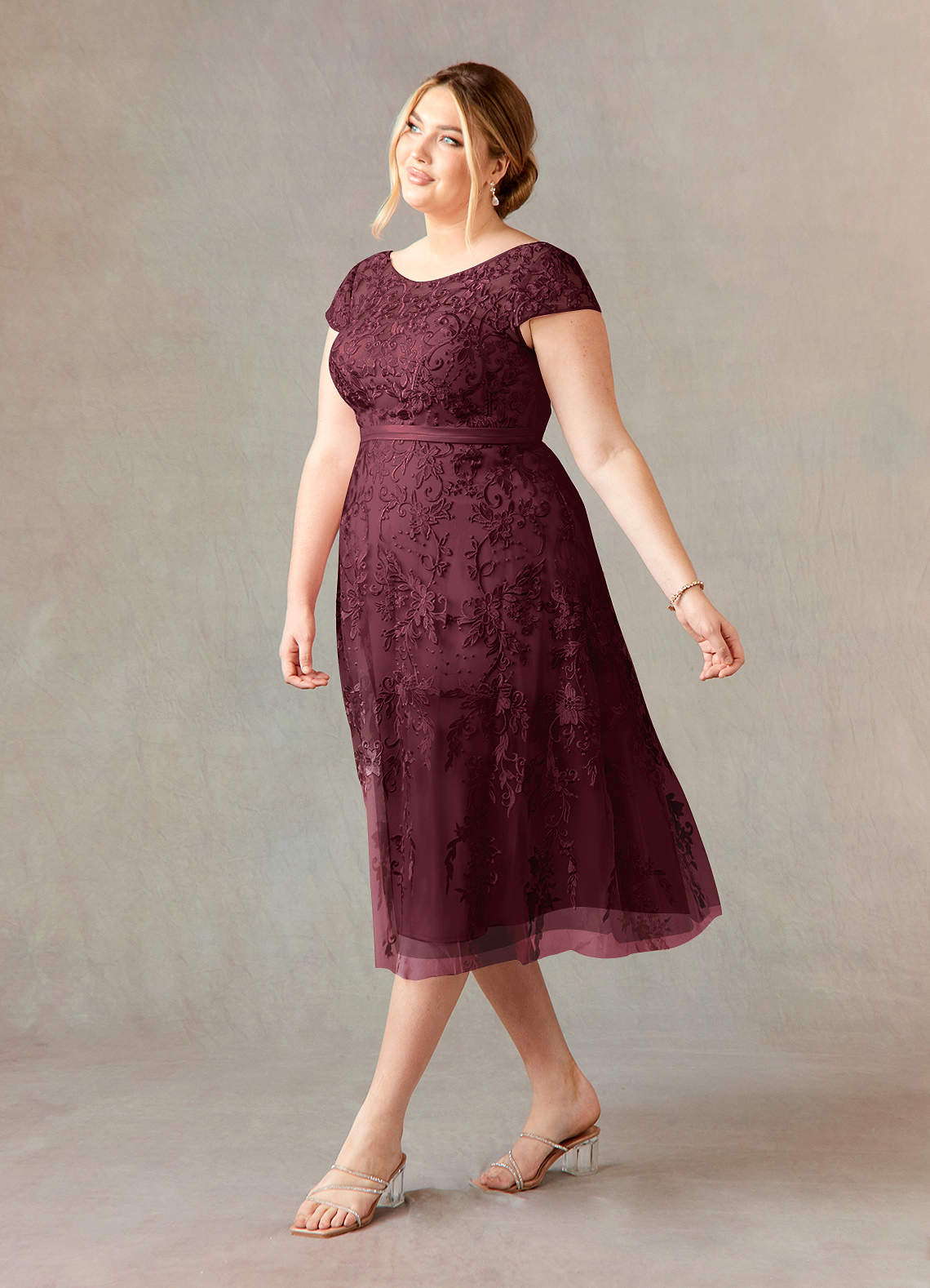 Azazie Sanna Vendita Finale Abito A-Line in Tulle in Pizzo con Scollo a U Burgundy Champagne image8