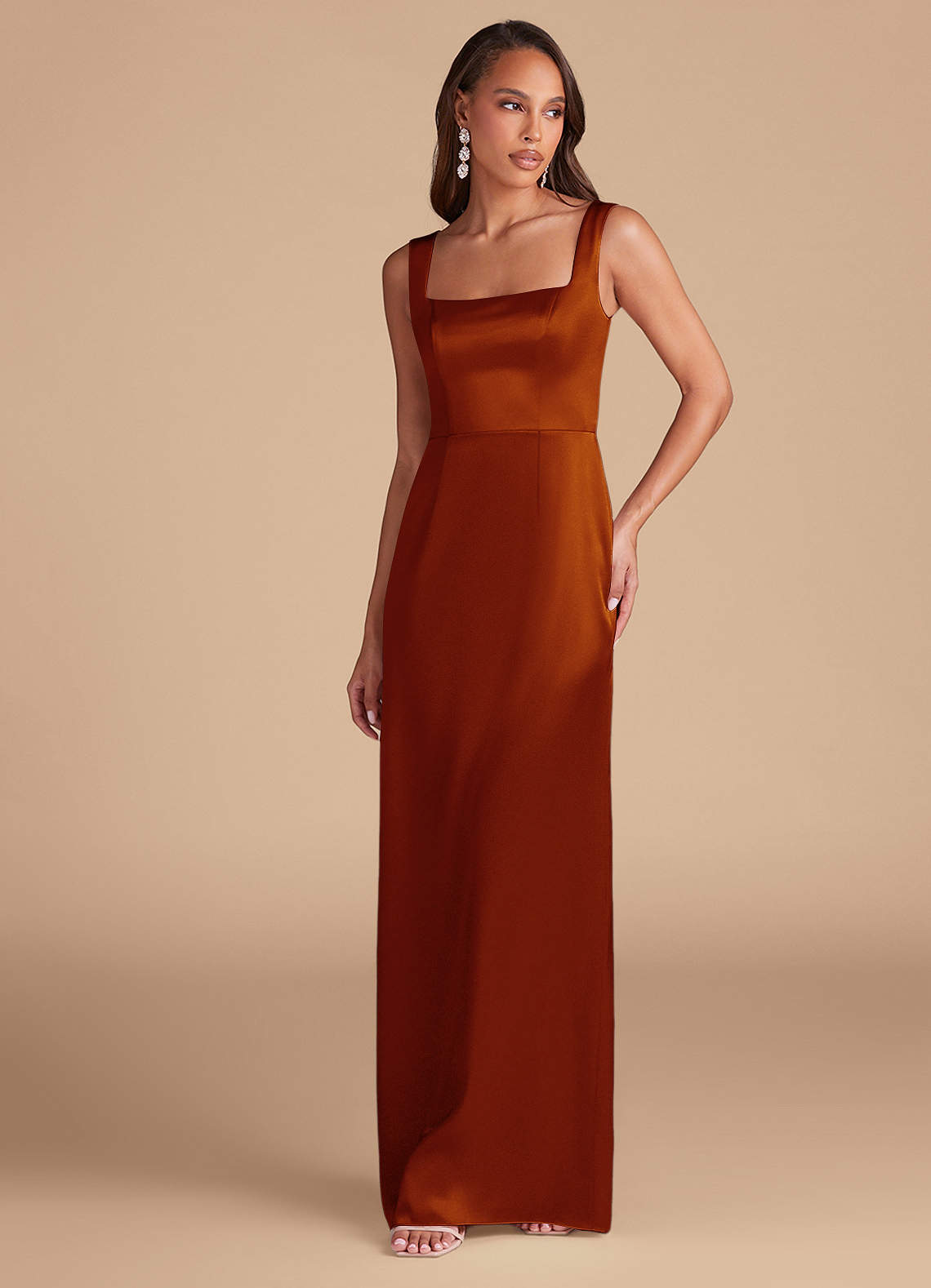 Azazie Flori Jurken voor thuis passen Jurk van Metaalachtig Satijn met Kolom Zijsplit Kastanjebruin image2