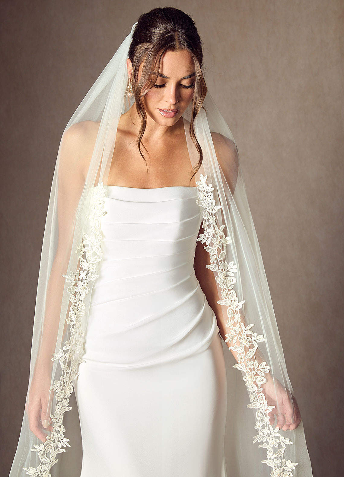 front Cordelia Flower Lace Cathedral Length Veil