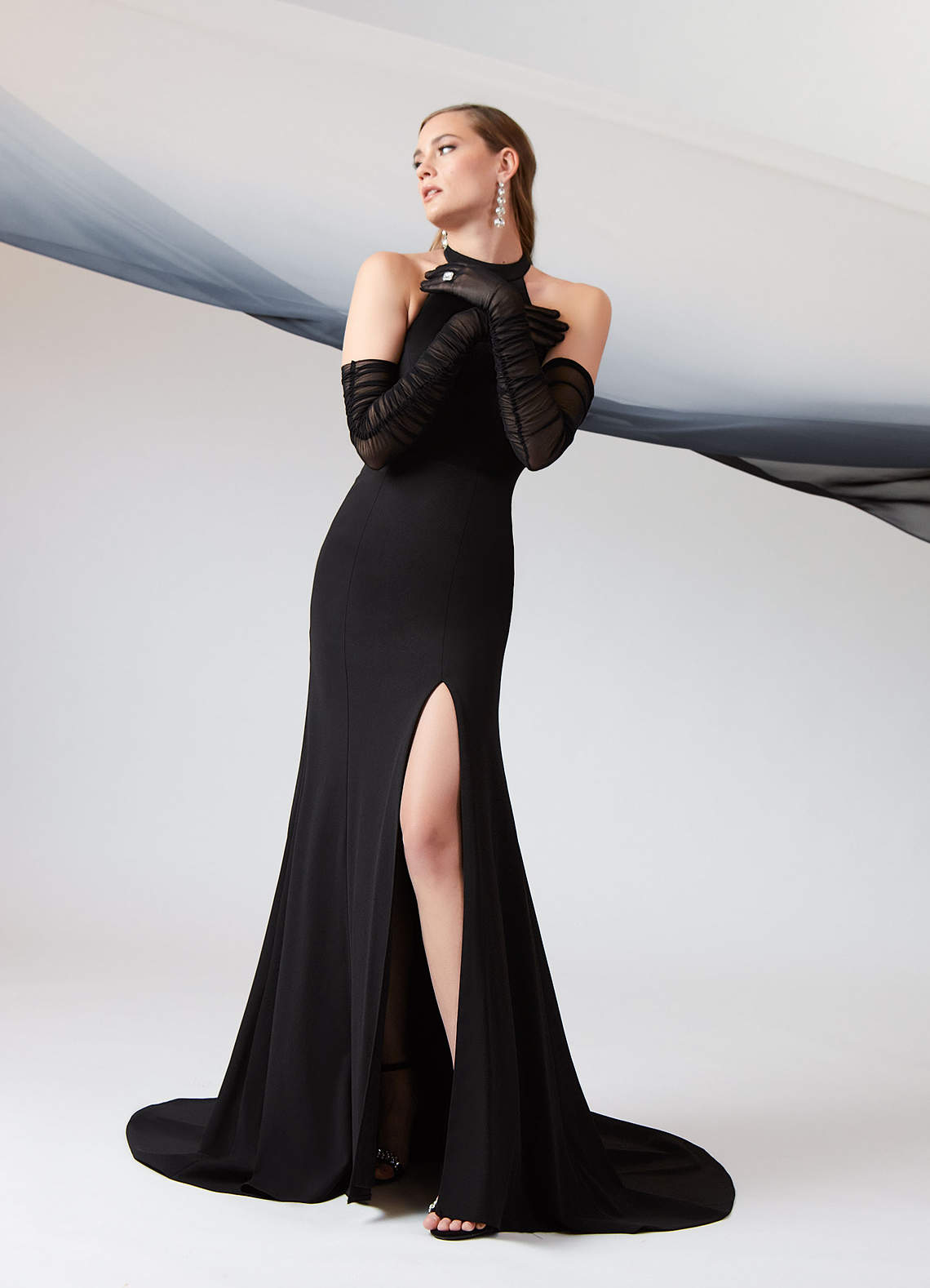 Azazie Aerith Abiti da Sposa Abito Tubino in Crepe Elasticizzato Fiocco Nero image6