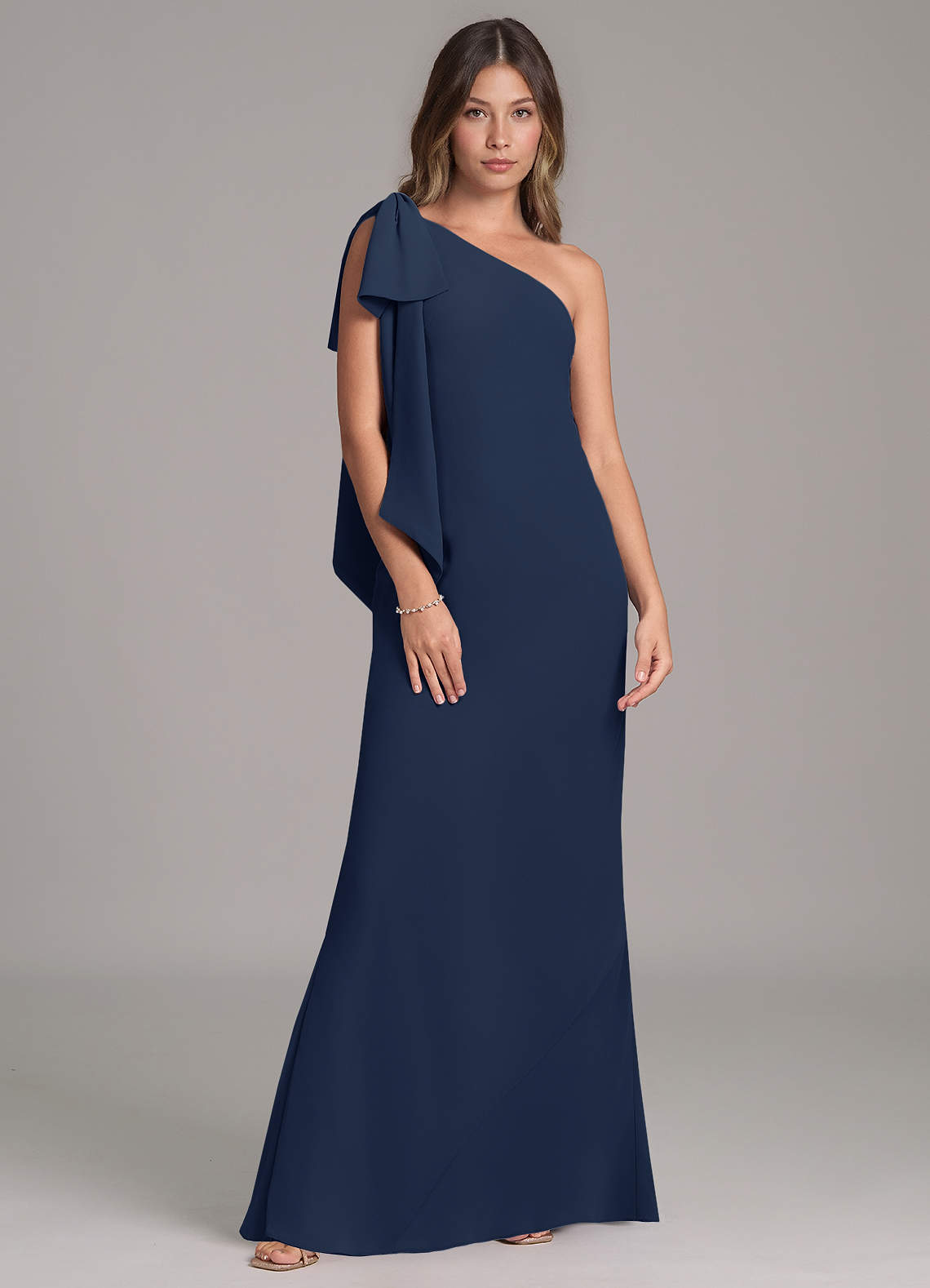 Azazie Capri Jurken voor bruidsmeisjes Jurk van Chiffon met A-Lijn One-Shoulder Donkere Marine image1