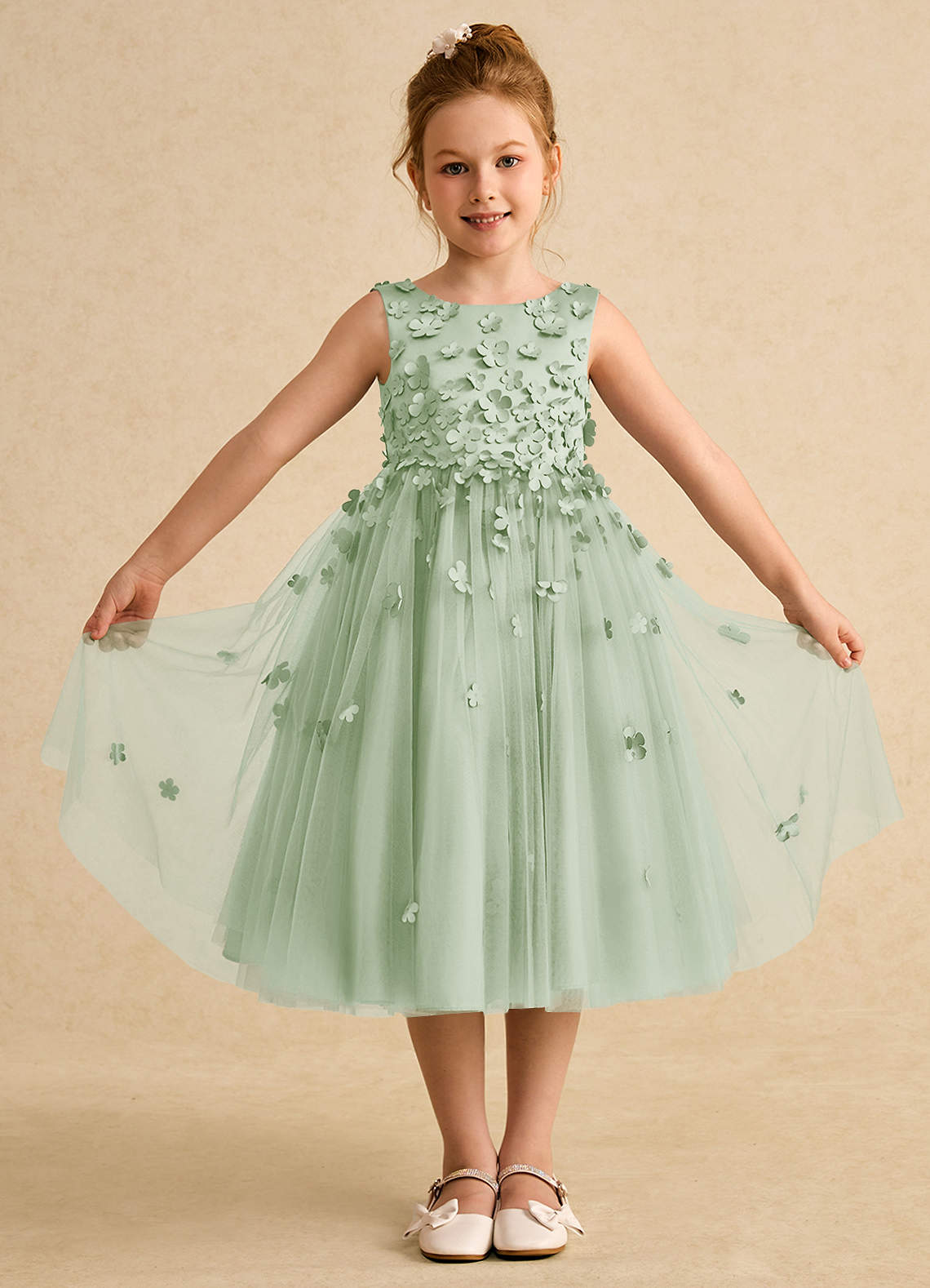 Azazie Lana Blumenmädchenkleider A-Linie ärmellos Matte Satin Kleid Staubiger Salbeigrün image1