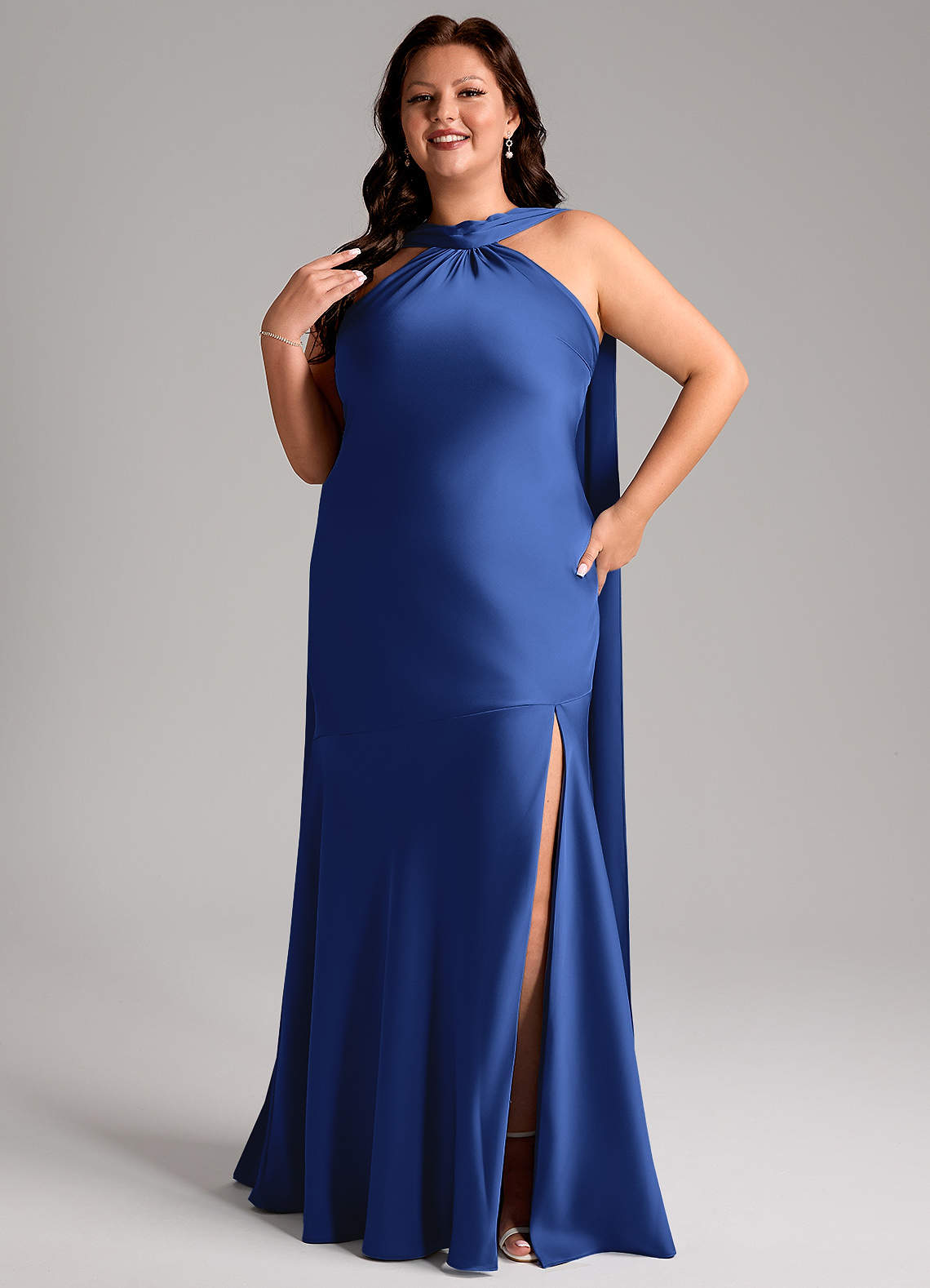 Azazie Kinsley Vestidos de madrinha de casamento Vestido Royal Blue de Cetim elástico de sereia com Fenda Lateral image3