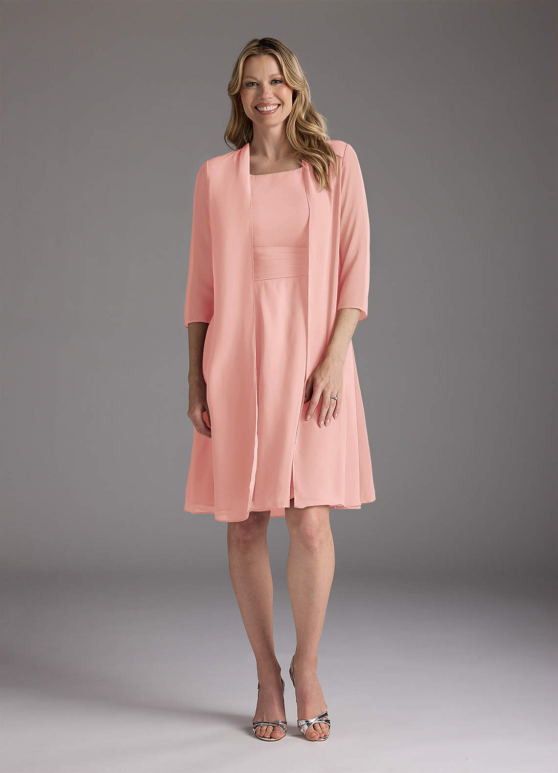 Azazie Shirley Mère de la mariée Robes Robe Trapèze en Mousseline de soie Plissé Scoop Rosette image1