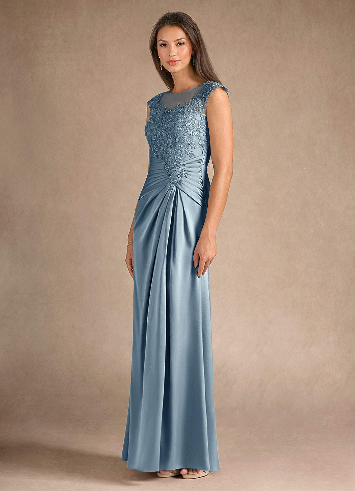 Azazie Santa Barbara vestidos de madre de la novia Vestido de Azul Polvoriento de Satén Elástico de Recto con Plisado image5
