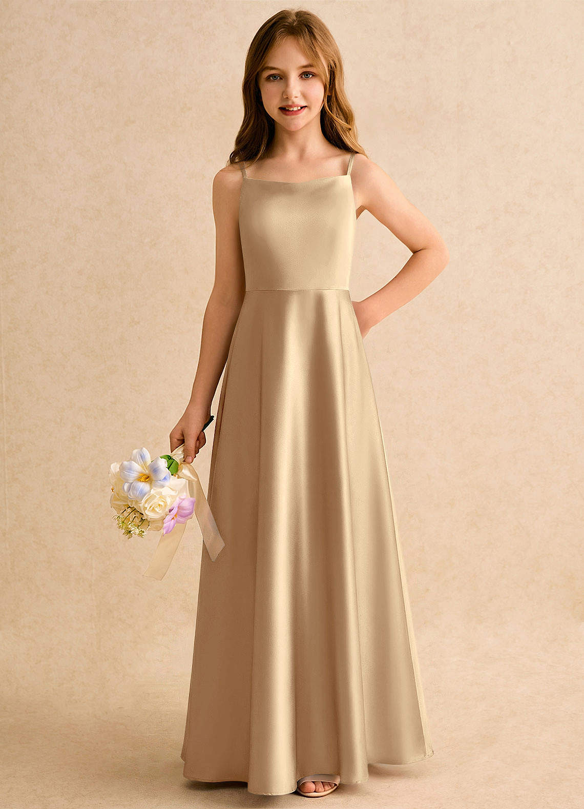 Azazie Joella Girls Formal Robe Demoiselle D'honneur Fillette Robe Trapèze en Satin extensible Plissée Champagne image2