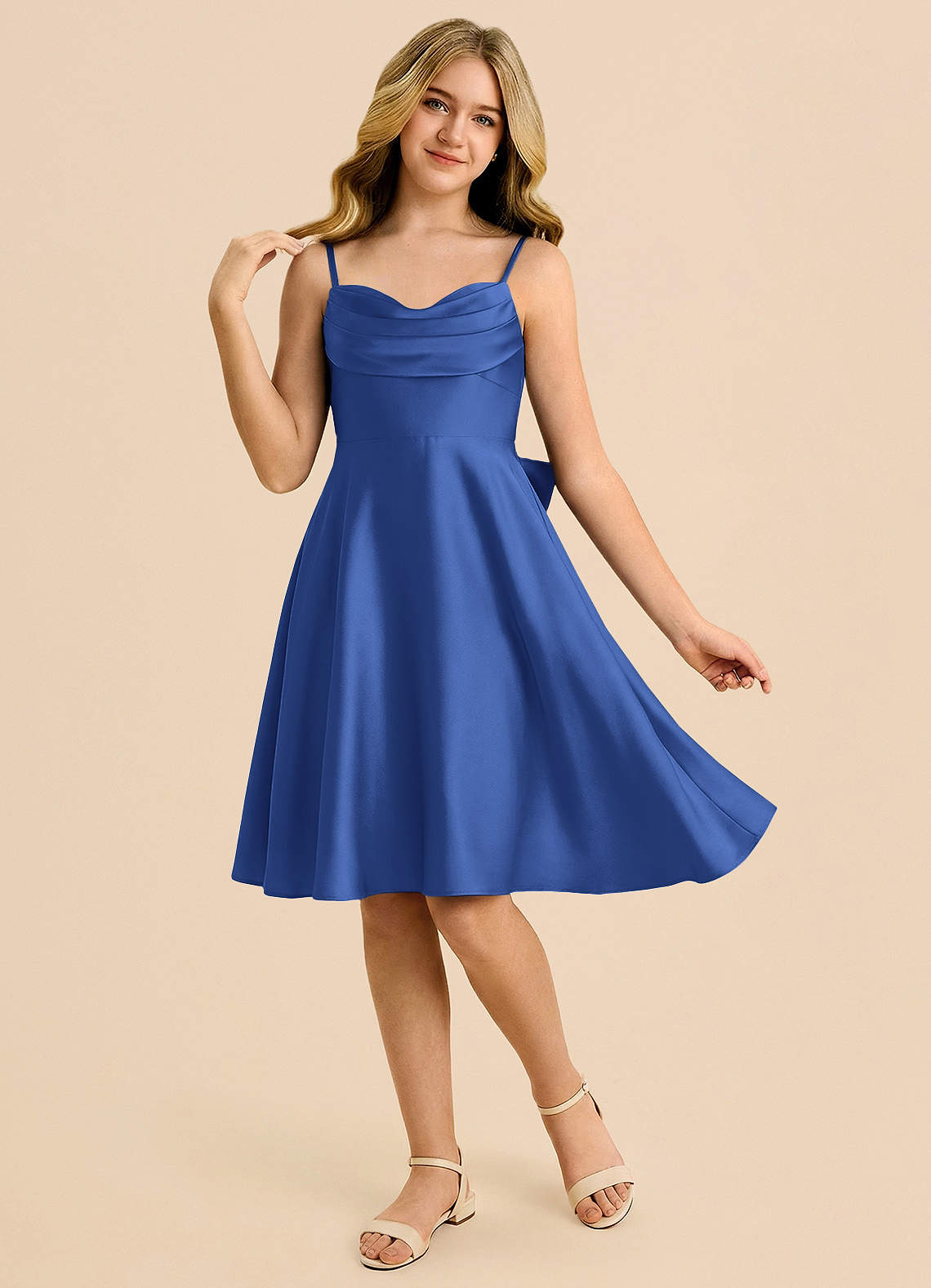 Azazie Bear Junior Robe Trapèze en Satin extensible Encolure en Forme de Cœur Bleu Roi image2