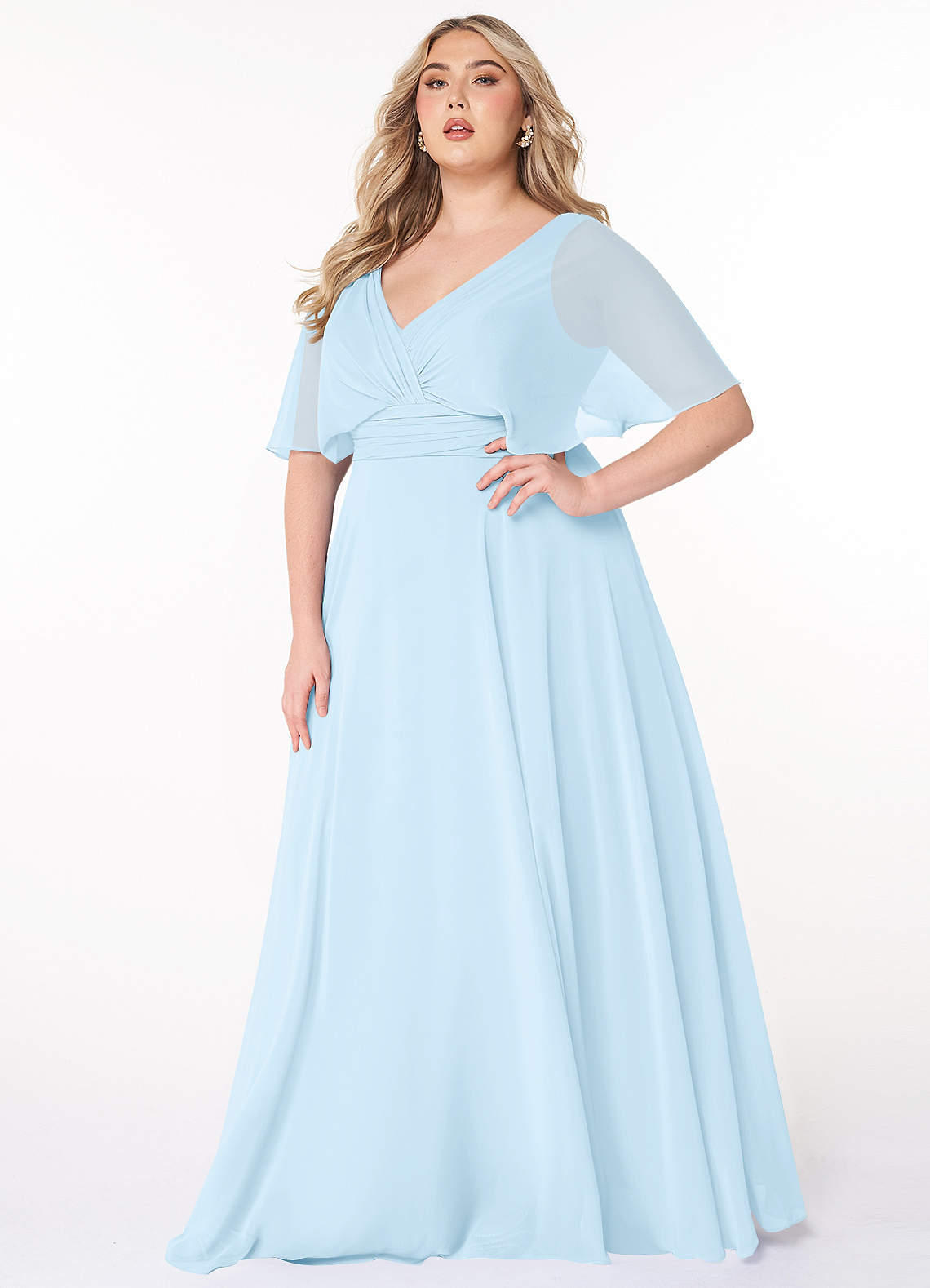 Azazie Pamela Robes de demoiselle d'honneur Robe Trapèze en Mousseline de soie Col V plissé Bleu Ciel image1