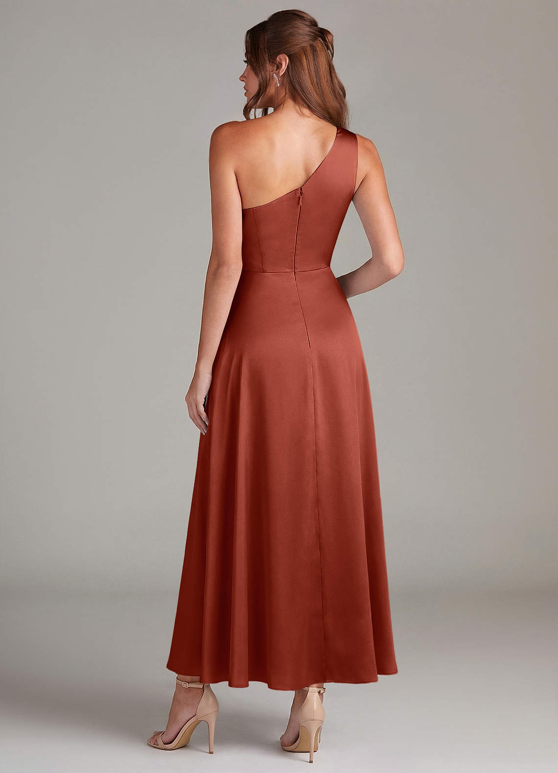 Azazie Brooke Robes de demoiselle d'honneur Robe Trapèze en Satin extensible Une épaule Terracotta image6