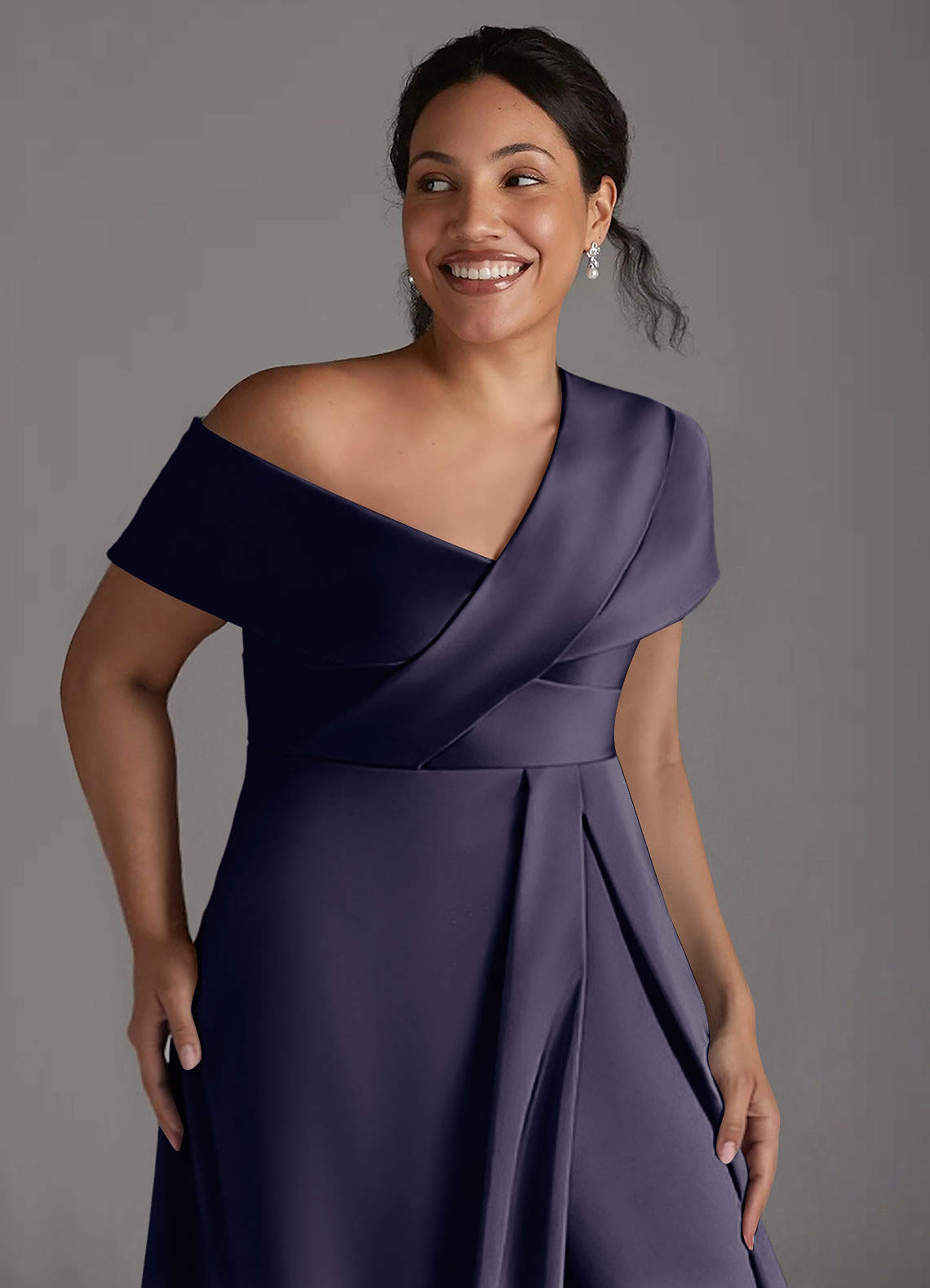 Azazie Milton Mère de la mariée Robes Robe Trapèze en Satin extensible Plissée Bleu Orageux image12