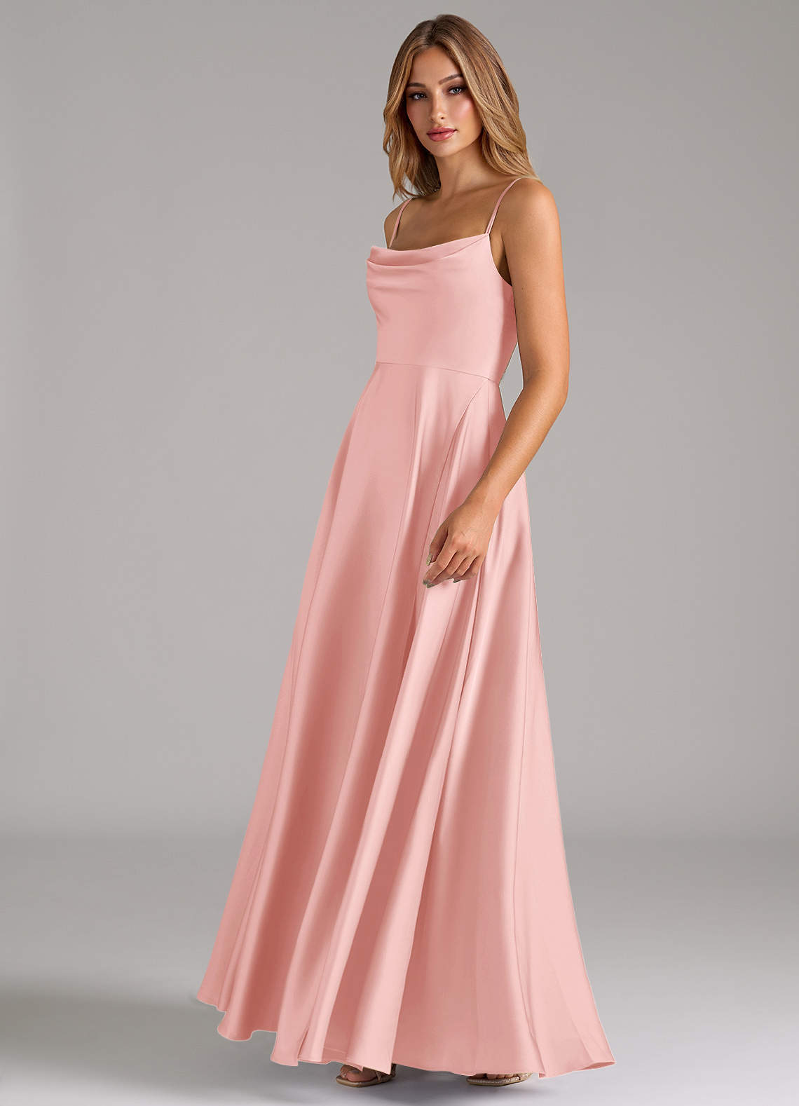 Azazie Elle Essayer des robes à la maison Robe Trapèze en Satin extensible Plissée Noir image5