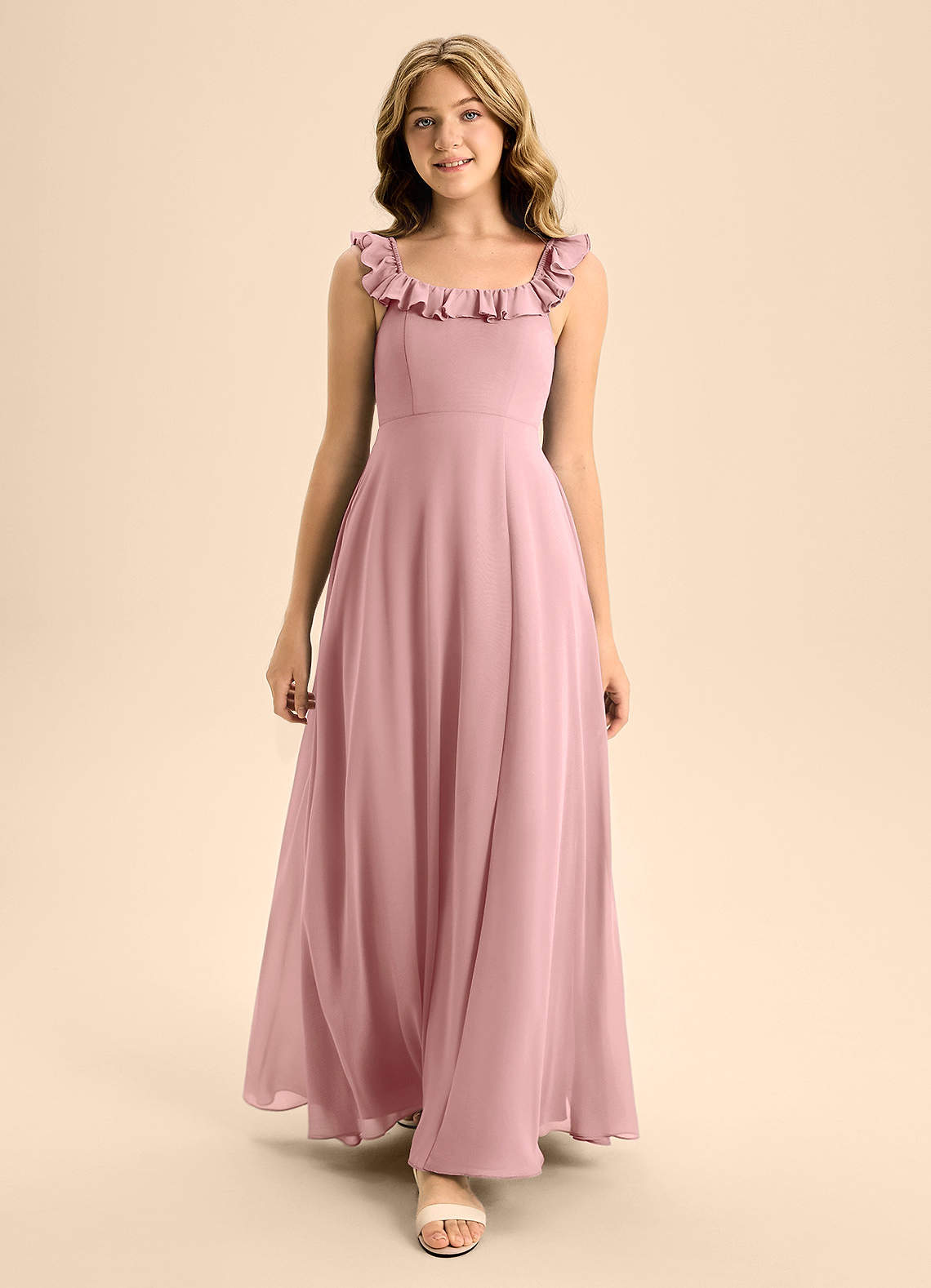 Azazie Callie Junior Vestido de Rosa Polvorienta de Gasa de Corte En A con Volante image3