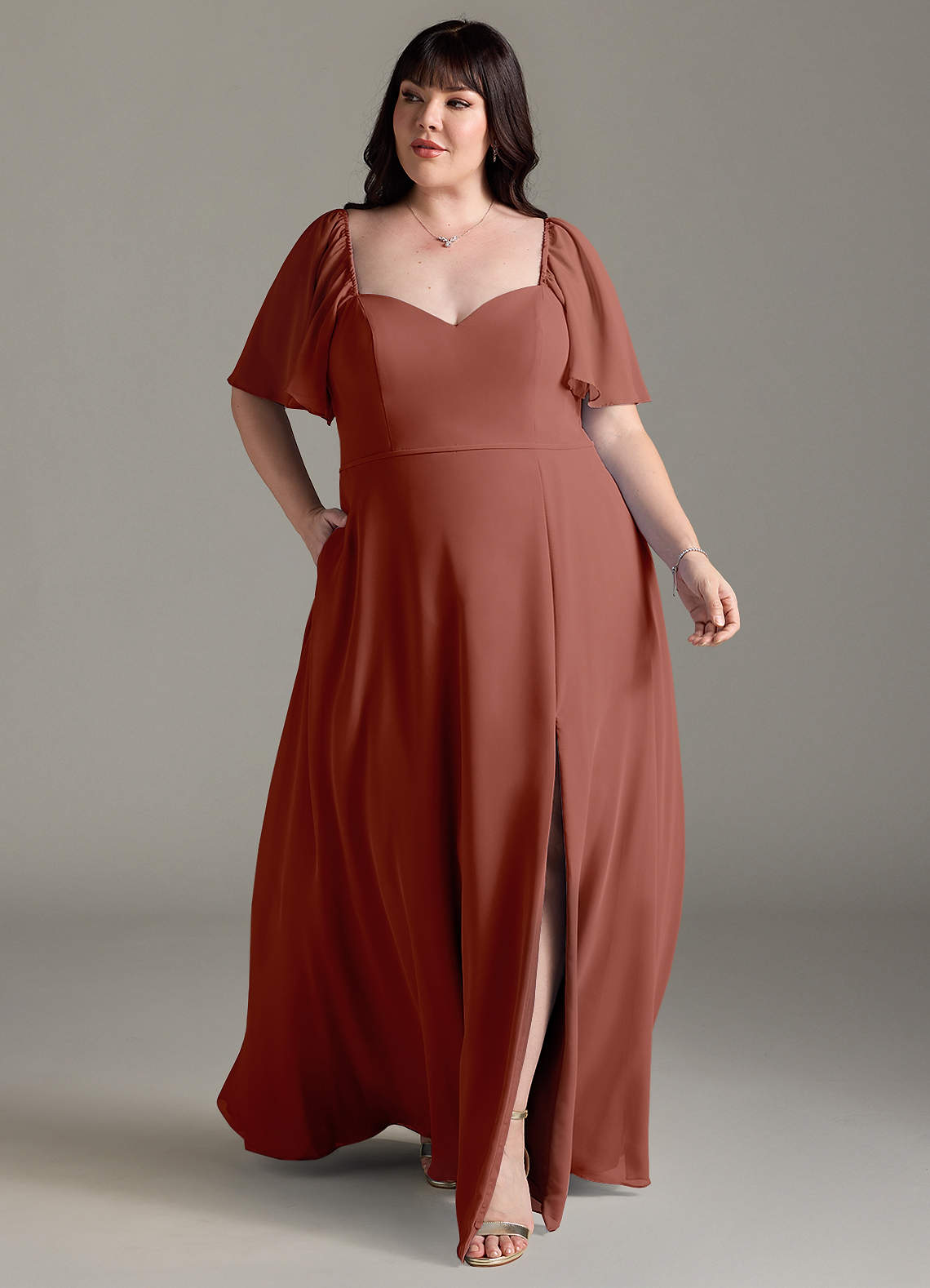 Azazie Chloe Abiti da Damigella Abito A-Line in Chiffon Scollo a Cuore Auburn image1