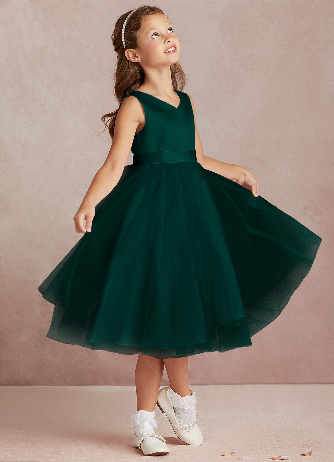 Azazie Marlee Robe Demoiselle D'honneur Fillette Robe Trapèze en Mat Satiné Plissée Vert Pin image1
