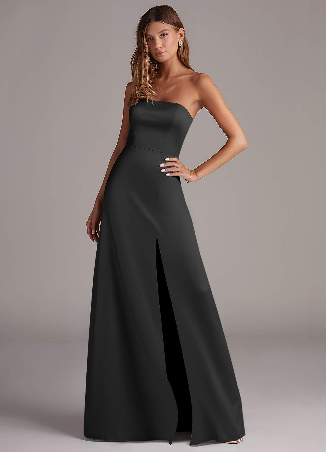 Azazie Wren Essayer des robes à la maison Robe Trapèze Convertible en Satin extensible Sans bretelles Noir image2