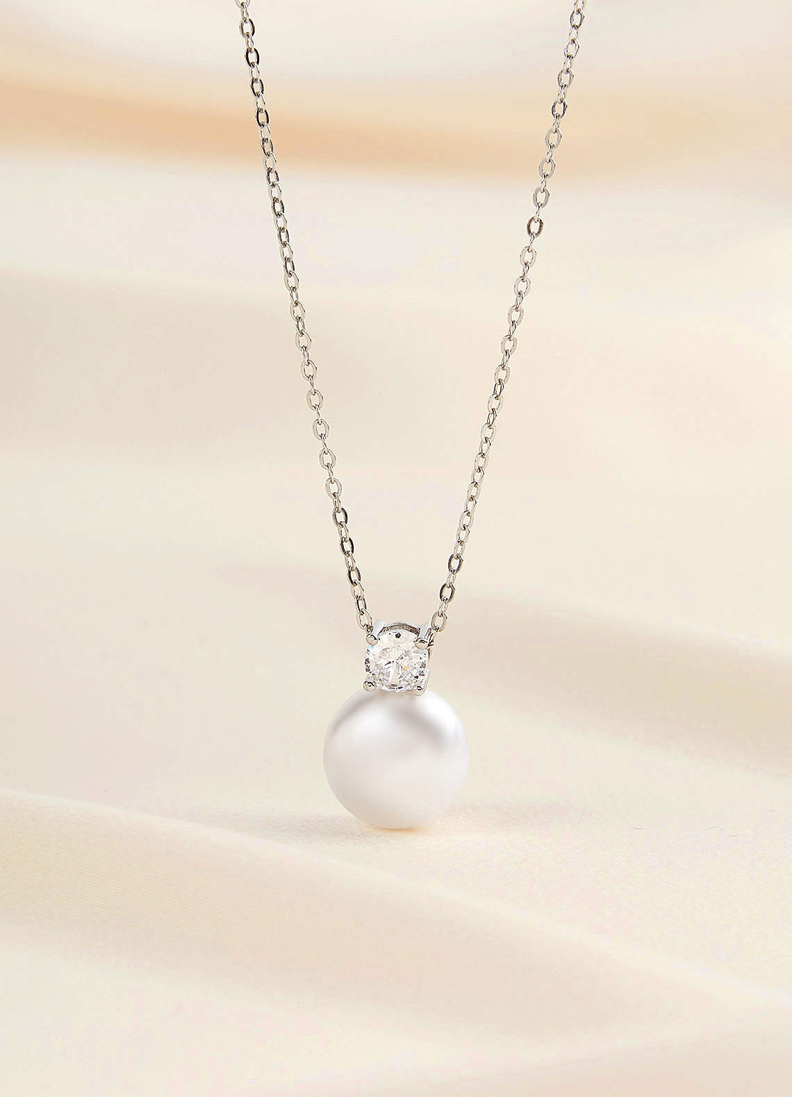 front Pearl And Rhinestone Pendant Necklace