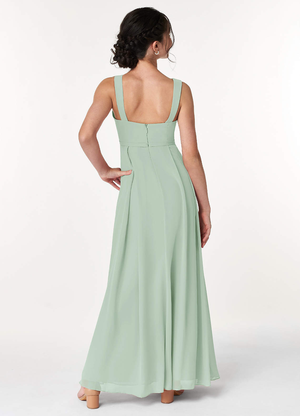 Azazie Simoan Junior Abito A-Line in Chiffon Scollo a Cuore Agave image1