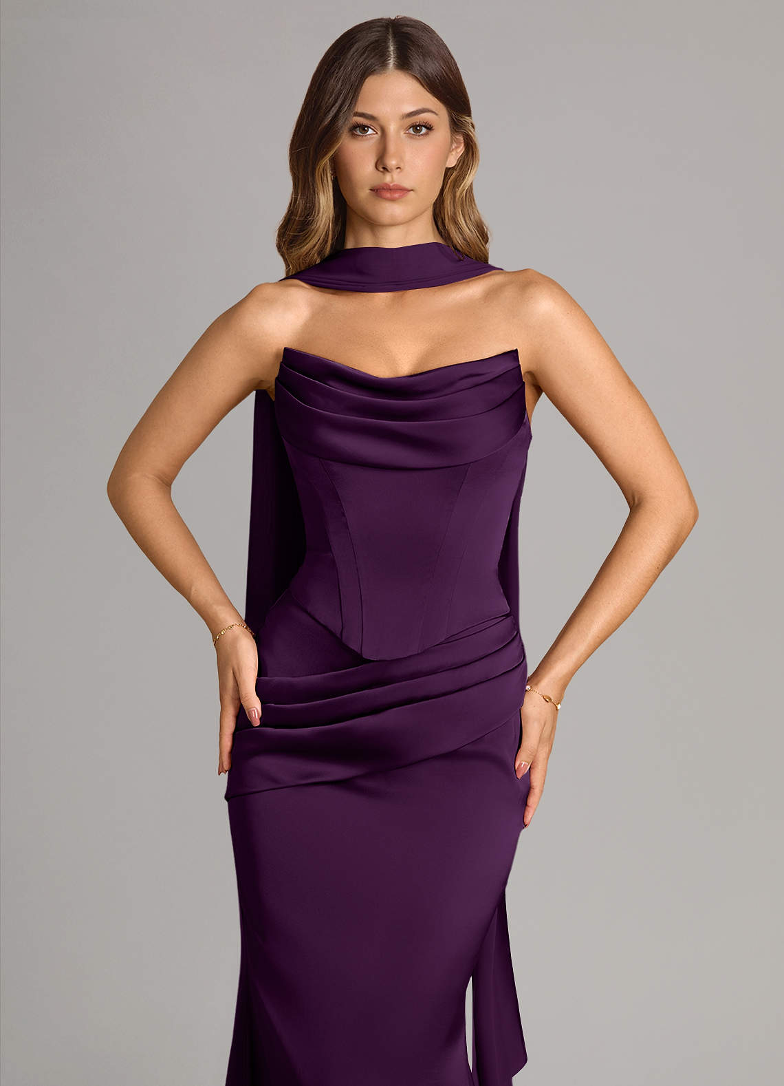Azazie Sorrel Vestidos de damas de honor Vestido de Uva de Satén Elástico de Corte Sirena Convertible con Sin tirantes image4