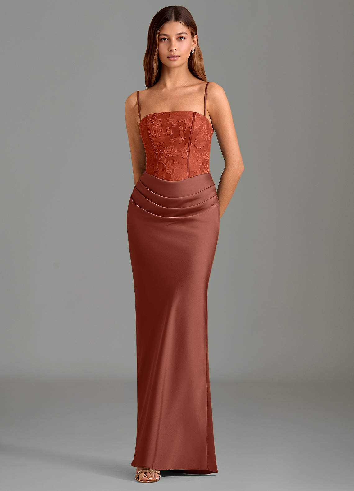 Azazie Emilia Robes de demoiselle d'honneur Robe Sirène en Satin extensible Sans bretelles Auburn image3