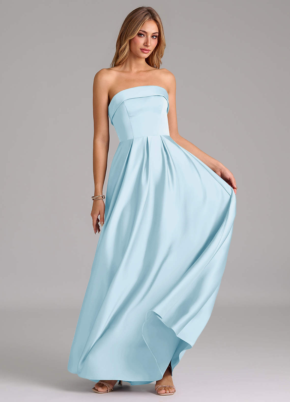 Azazie Lucienne Brudtärnklänningar Klä av A-Linje i Stretch Satin Axelbandslös Himmelsblå Konvertibel image4