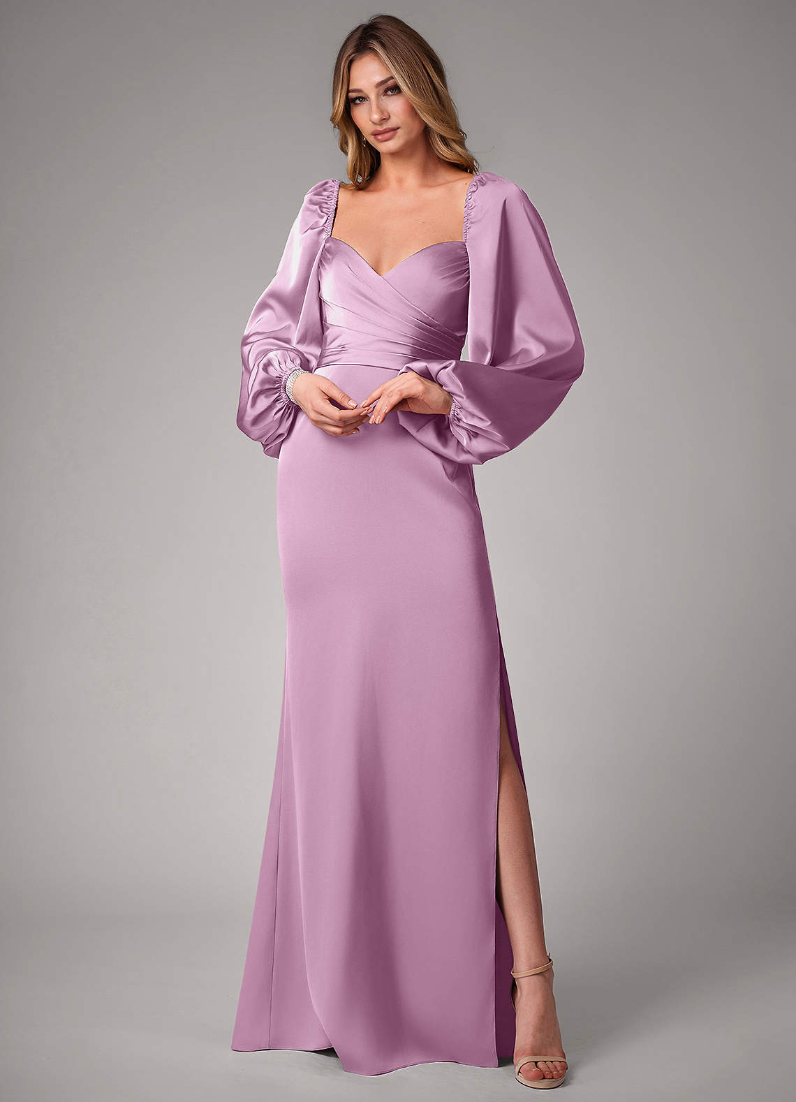 Azazie Sonata Robes de demoiselle d'honneur Robe Fourreau Convertible en Satin extensible Manche longue Glycine image1