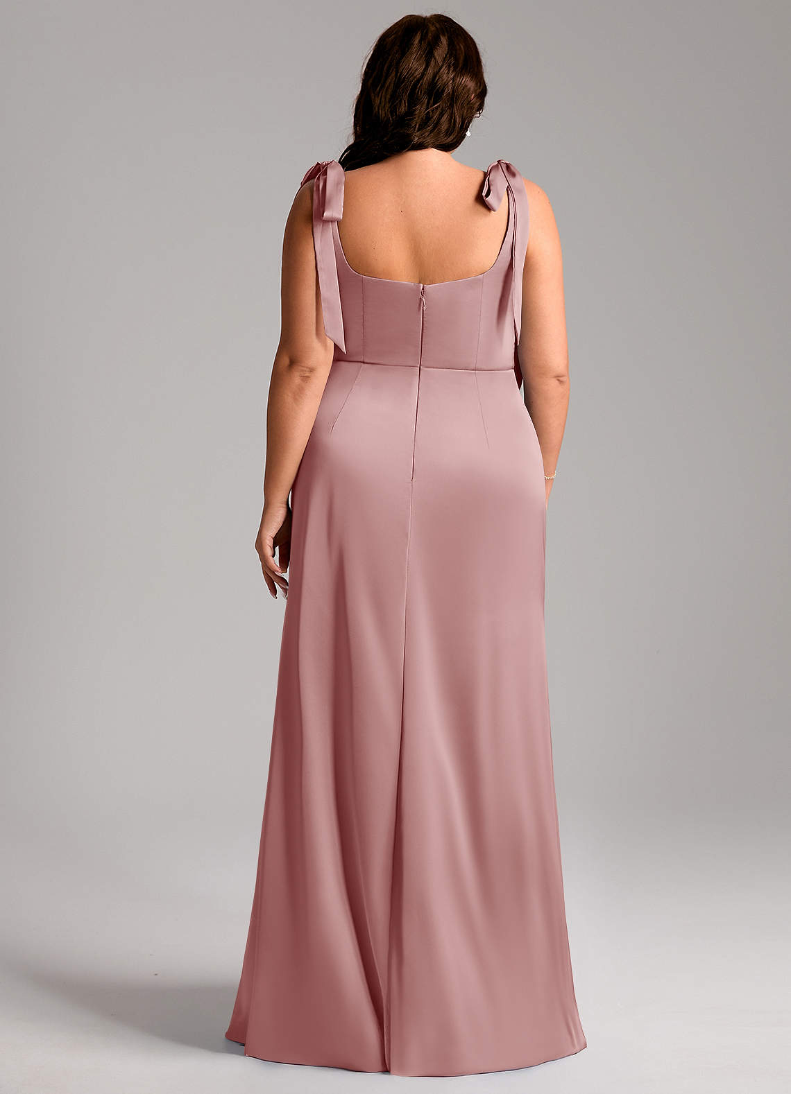 Azazie Frostine Vestidos de madrinha de casamento Vestido Rosa Empoeirada de Cetim elástico de Linha A com Arco image4