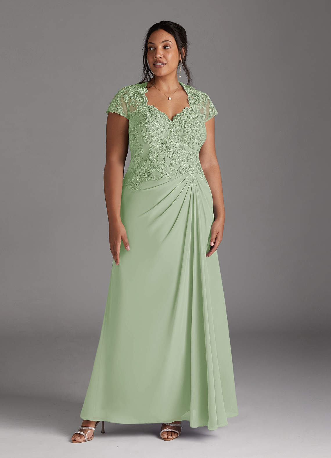 Azazie Junie Mère de la mariée Robes Robe Trapèze en Mousseline de soie Dentelle Vert Sauge image1