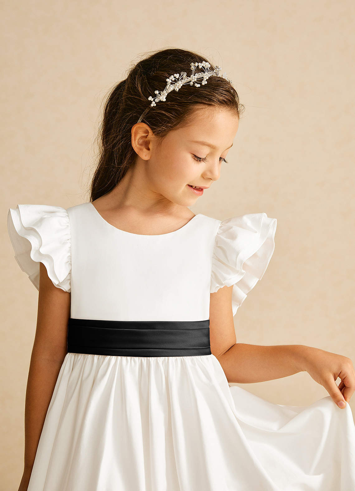 Azazie Aero Vestidos de florista Vestido Marfim Preto de Algodão de Linha A com Plissado image2