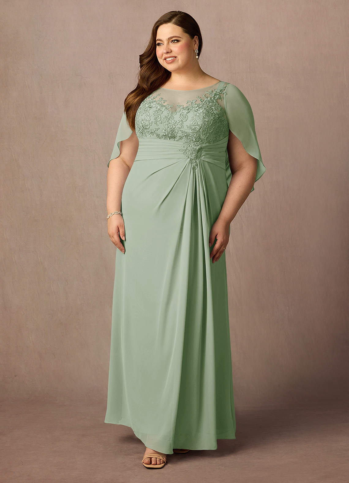 Azazie Hera vestidos de madre de la novia Vestido de Salvia Polvorienta de Gasa de Corte En A con Capa de encaje image8