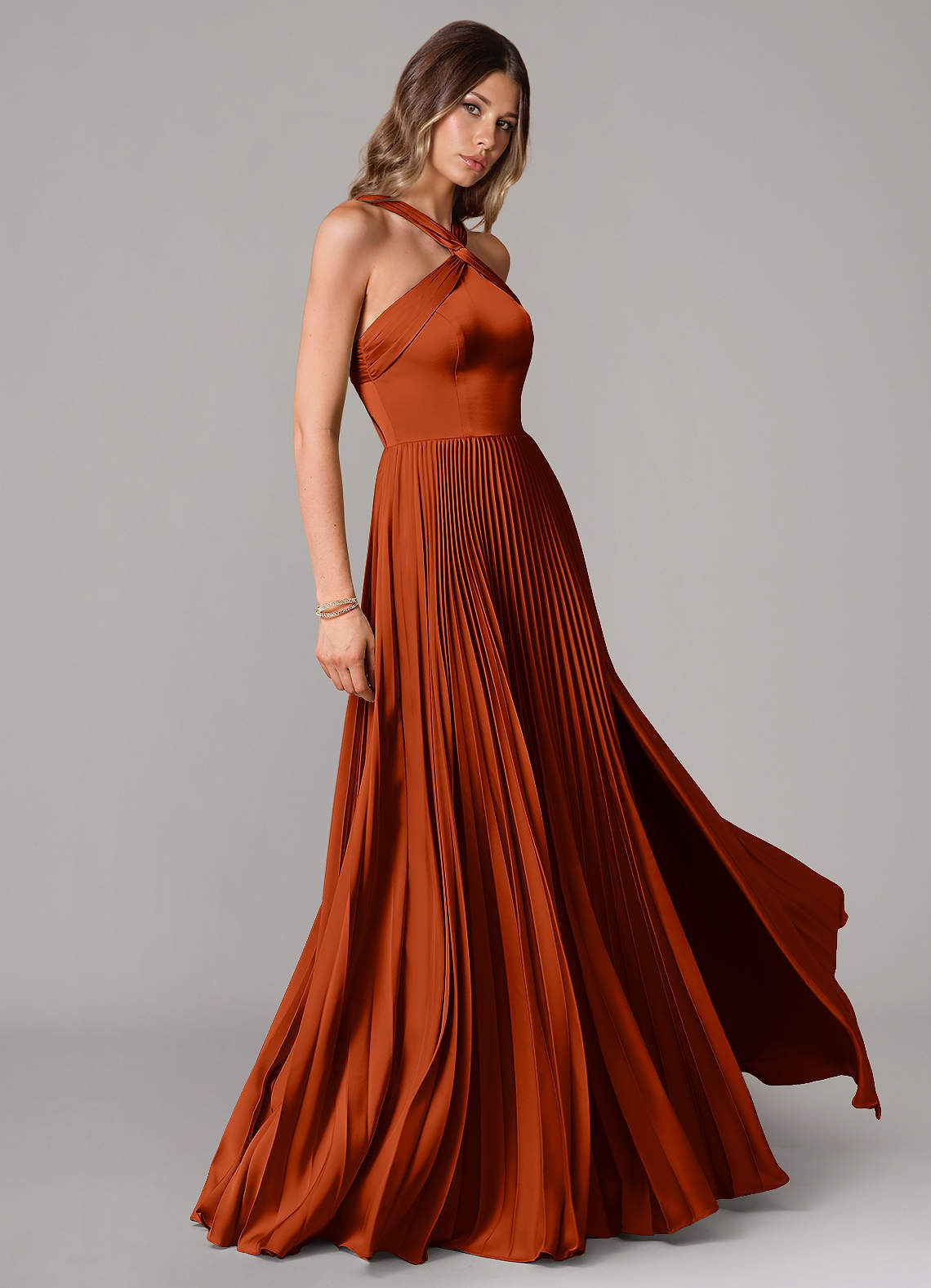 Azazie Afra Abiti da Damigella Abito A-Line in Raso Elasticizzato Plissettato Paprika image2