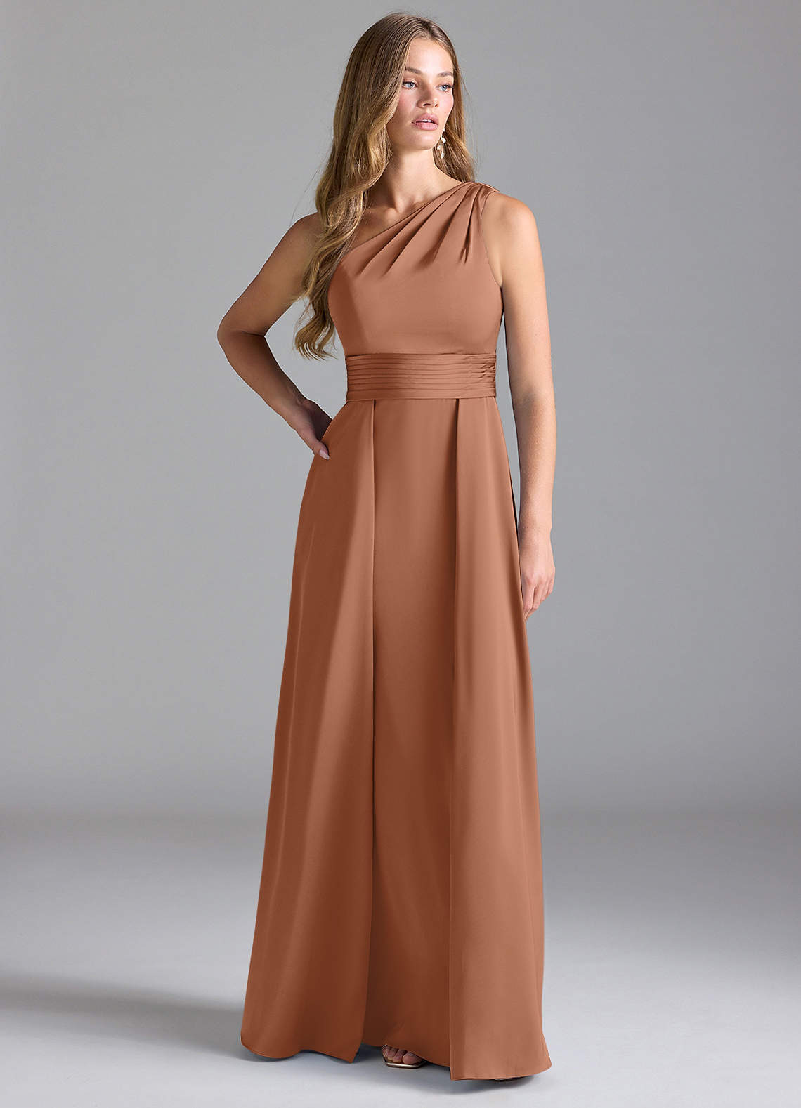 Azazie Dallas Probar vestidos en casa Vestido de Agave de Satén Elástico de Corte en A con Hombro unilateral image2