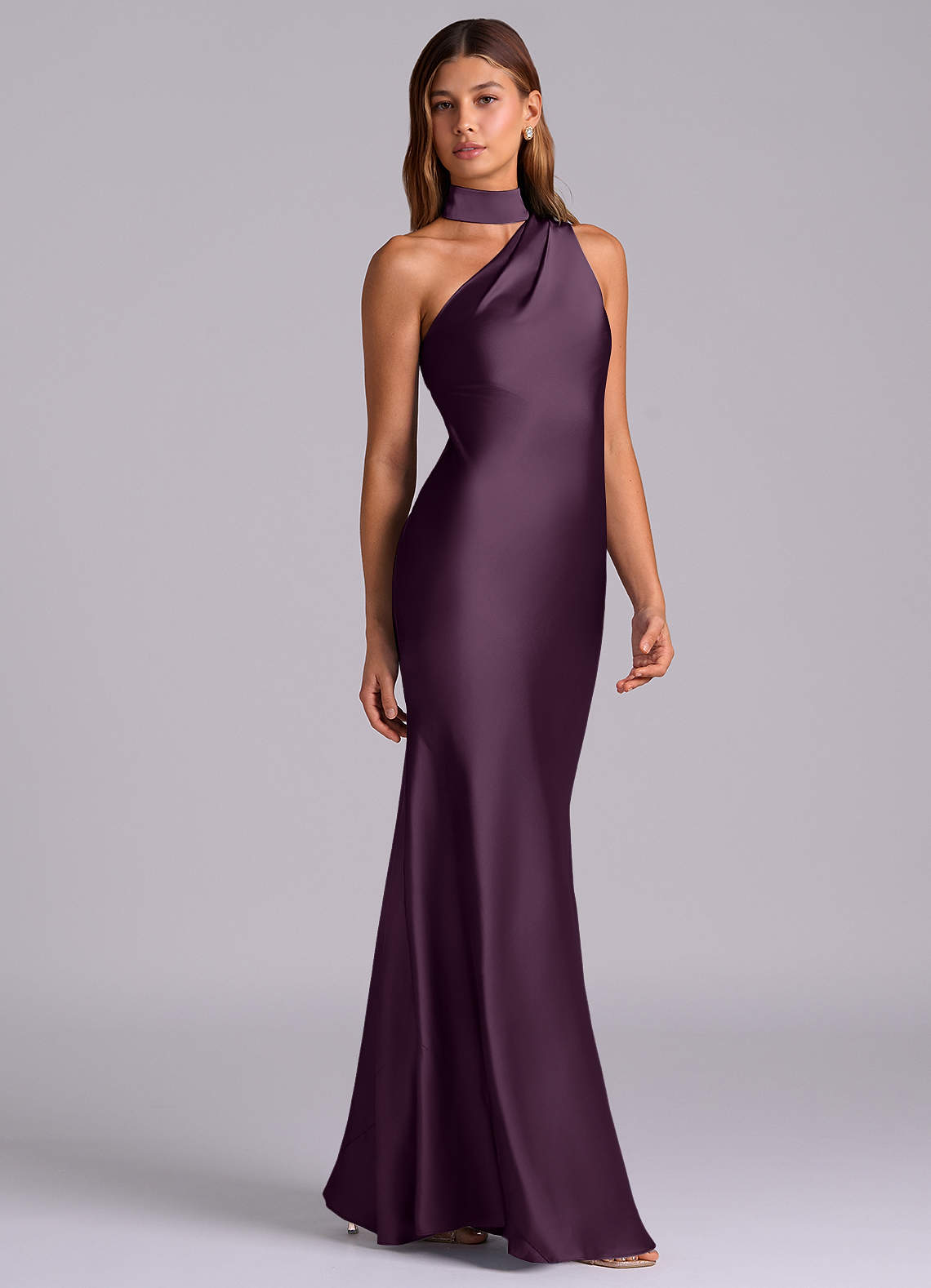Azazie Seona Vestidos de madrinha de casamento Vestido Ameixa de Cetim elástico de sereia com Um ombro image4