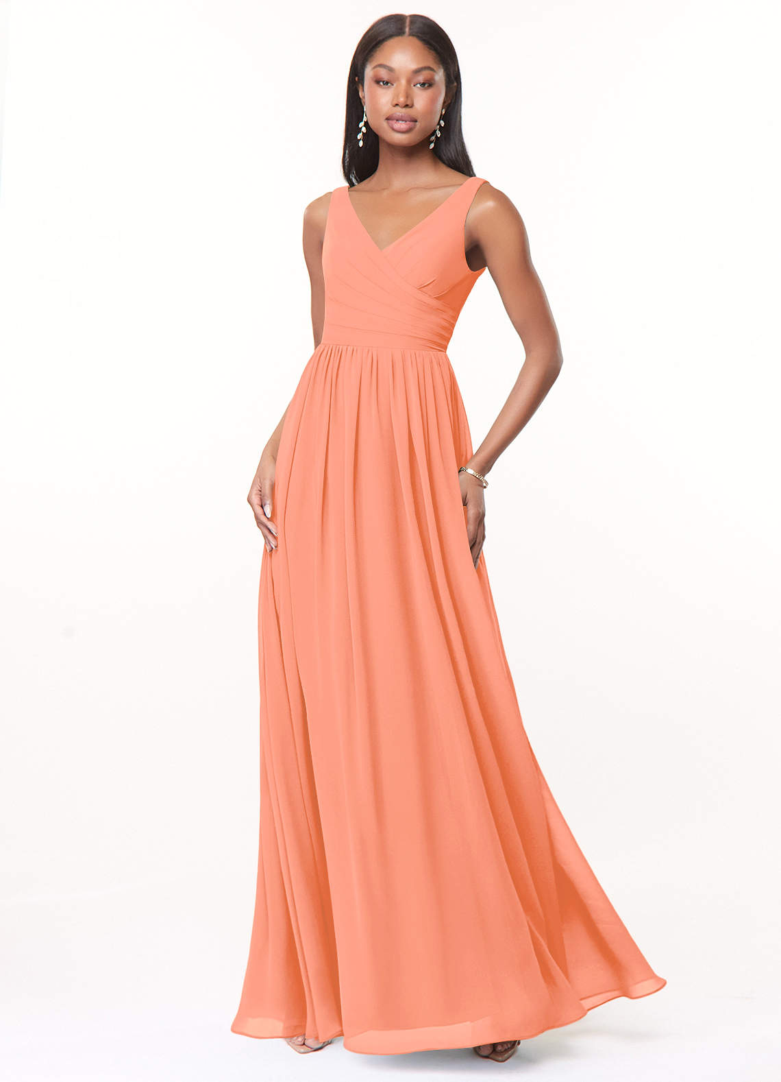 Azazie Keyla Vestidos de damas de honor Vestido de Atardecer de Gasa de Corte en A con Cuello en V Plisado image1