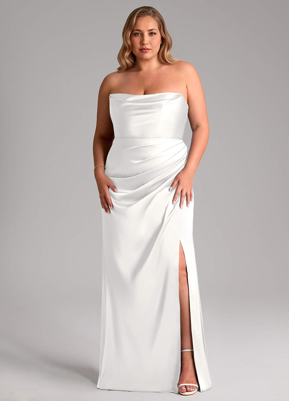 Azazie Leonis Brautjungfernkleider Wandelbar Meerjungfrau-Linie Plissee Stretch-Satin Kleid Weiß image1