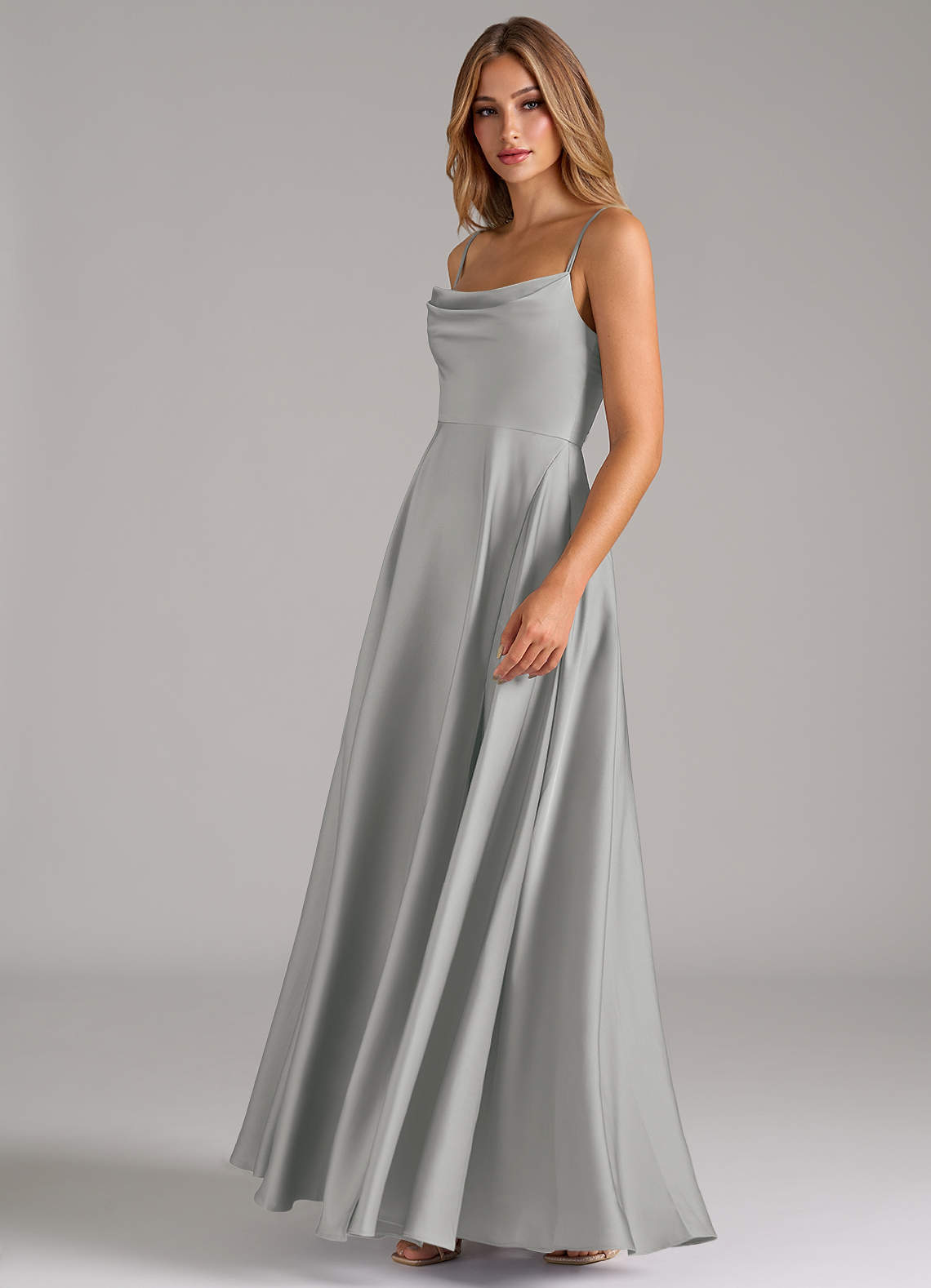 Azazie Elle Vestidos de damas de honor Vestido de Plata de Satén Elástico de Corte en A con Plisado image5