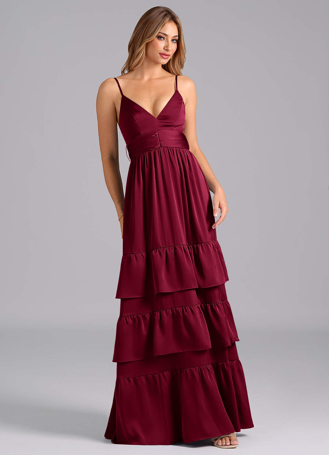 Azazie Nathalia Essayer des robes à la maison Robe Trapèze en Satin extensible Plissée Bourgogne image1