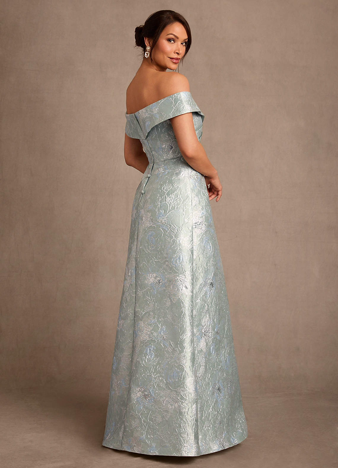 Azazie Elzbieta Mère de la mariée Robes Robe Trapèze en Jacquard Épaule décolletée Jacquard D'agave image1