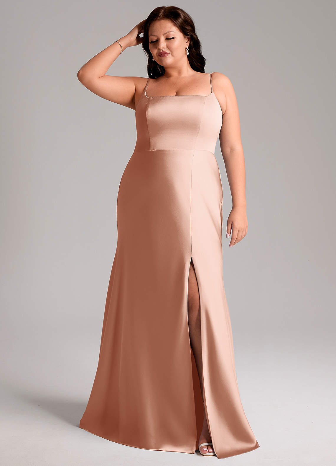 Azazie Lidia Jurken voor bruidsmeisjes Jurk van Stretch Satijn met Zeemeermin Zijsplit Rosé Goud image1