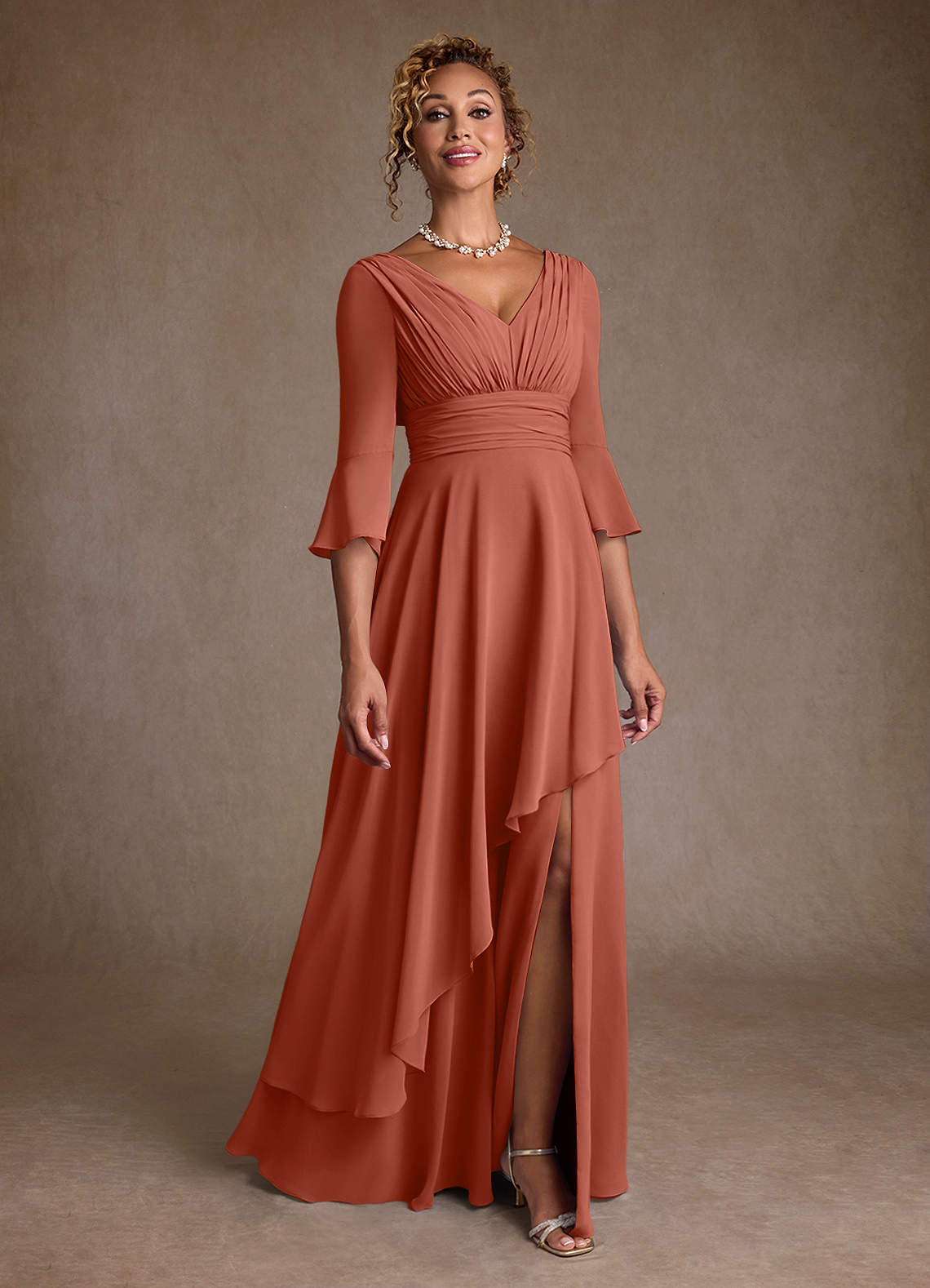 Azazie Eire Kleider für die Brautmutter A-Linie Plissee Chiffon Kleid Lehm image1