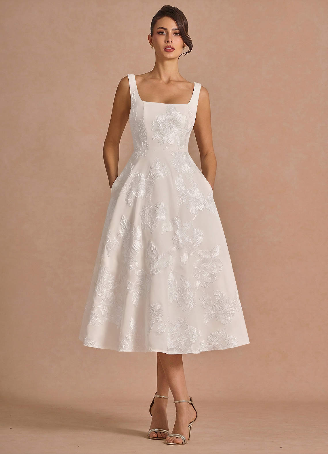 chinese dress ladies Do Long White A-Line Flared Neckline Midi Dress main image 1