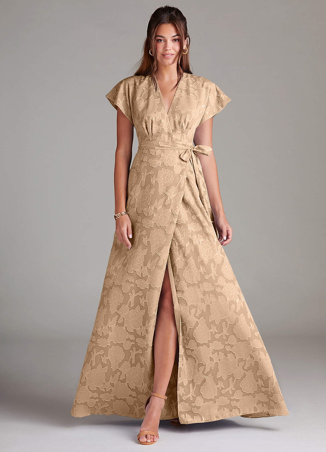 Azazie Ling Robes de demoiselle d'honneur Robe Trapèze en Blumen-Burnout Plissée Champagne image1