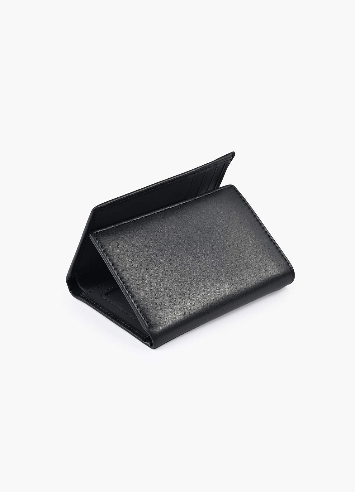 front Men's Leather RFID-Blocking Tri-Fold Wallet