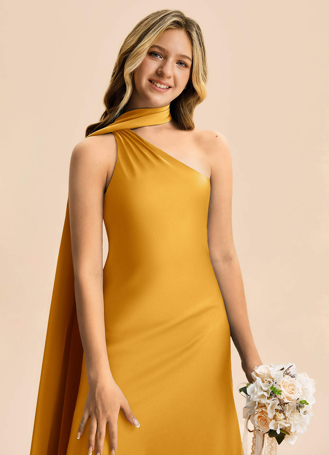 Azazie Briony Junior Vestido Caramelo de Cetim elástico de Bainha com Plissado image5