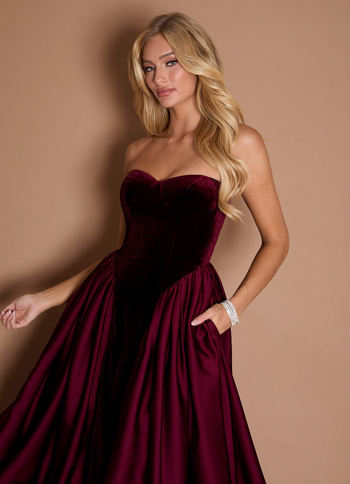 Marie Wine Midi Dress image1