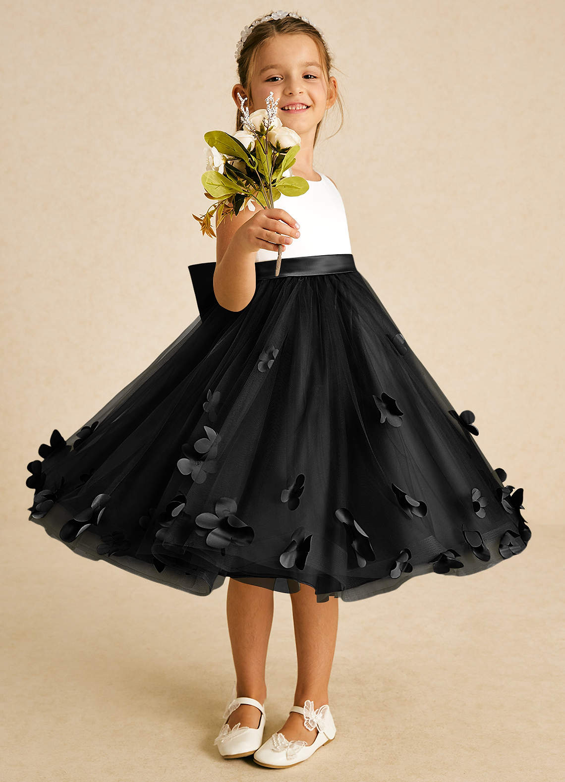 Azazie Sprout Vestidos de florista Vestido Preto de Tule de Linha A com Arco image1